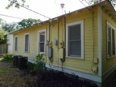 1009 Eason back side