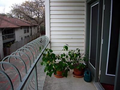 2408 Enfield #206  deck